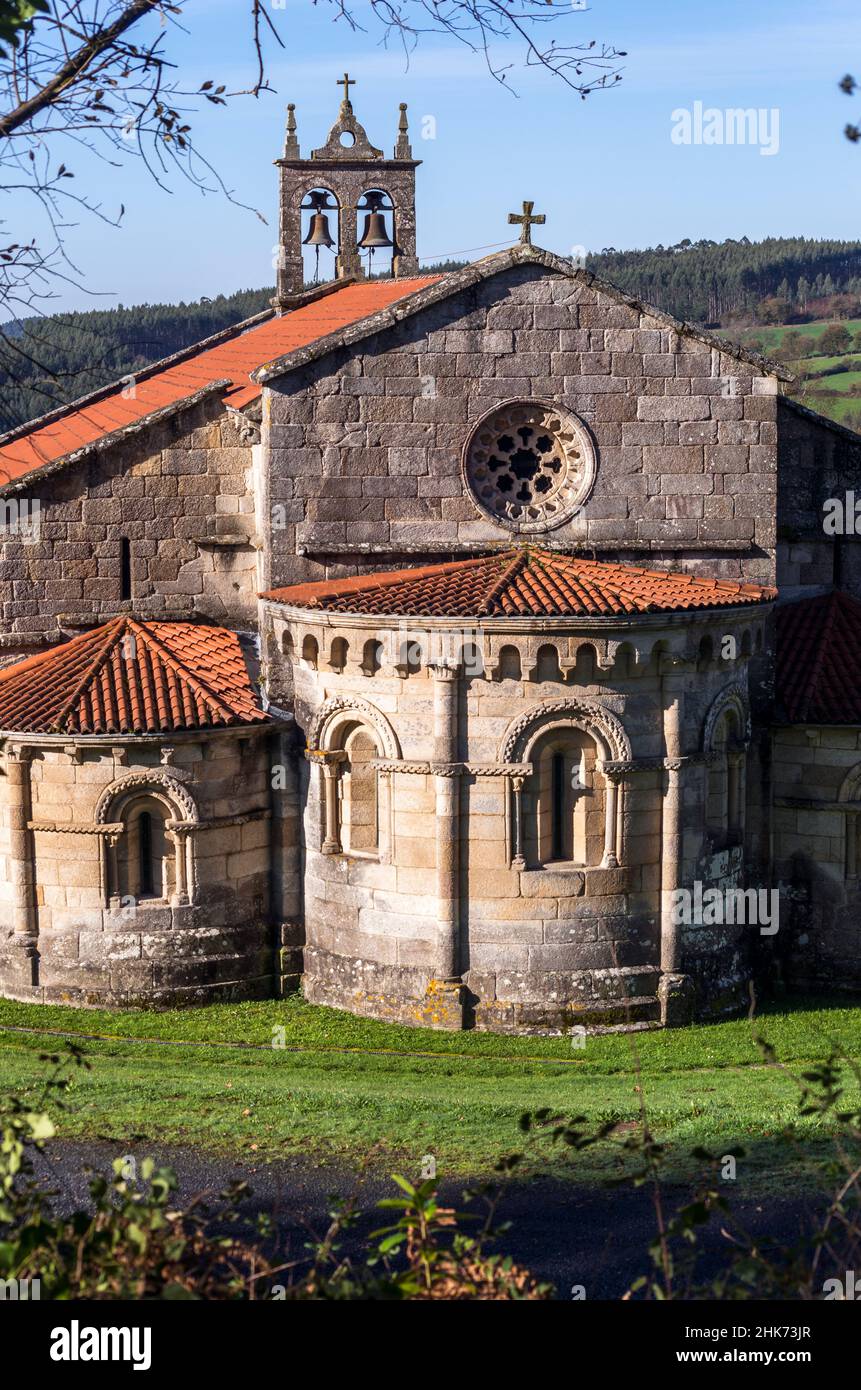 Iglesia románica de Santa María de Mezonzo. Vilasantar. La Coruña. Galicia. España Stock Photo
