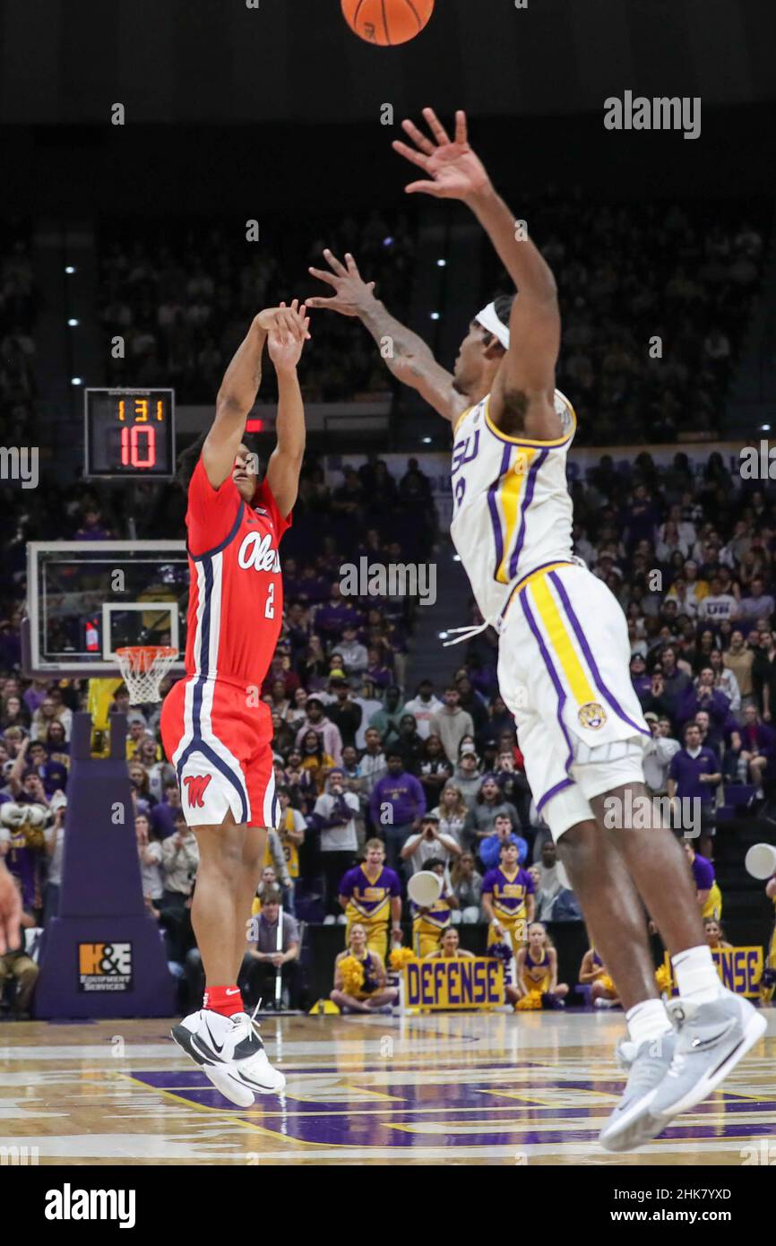Baton Rouge, LA, USA. 1st Feb, 2022. Ole Miss' Daeshun Ruffin (2) puts ...