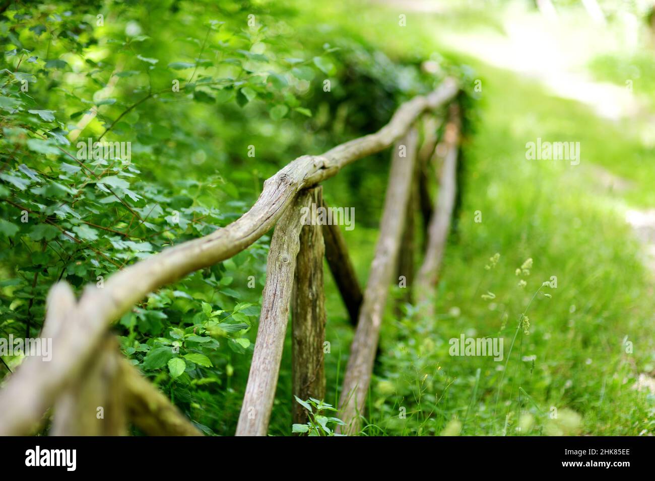 Weathered old wooden fence hi-res stock photography and images - Alamy