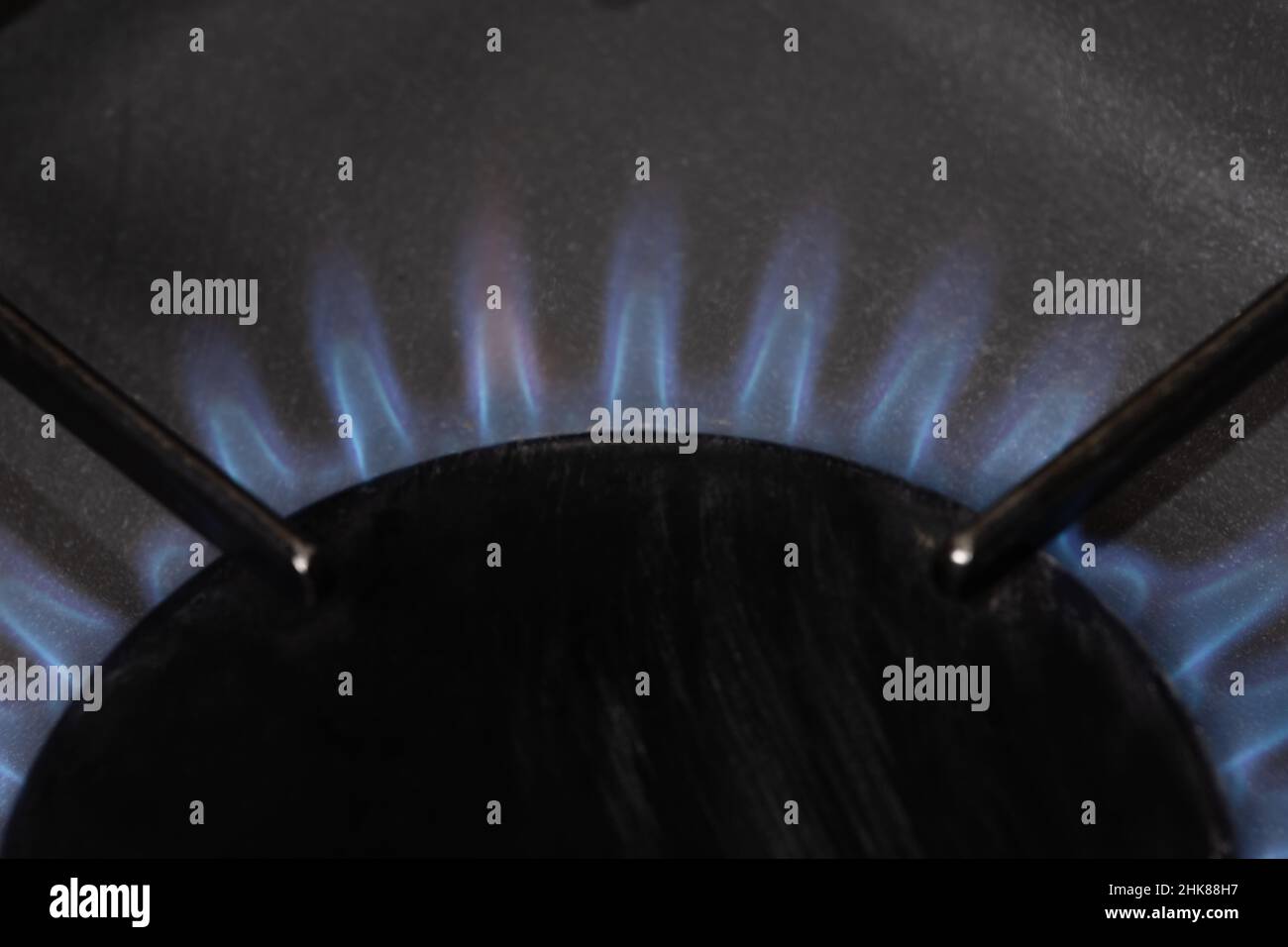 Blue flames on a gas hob Stock Photo Alamy