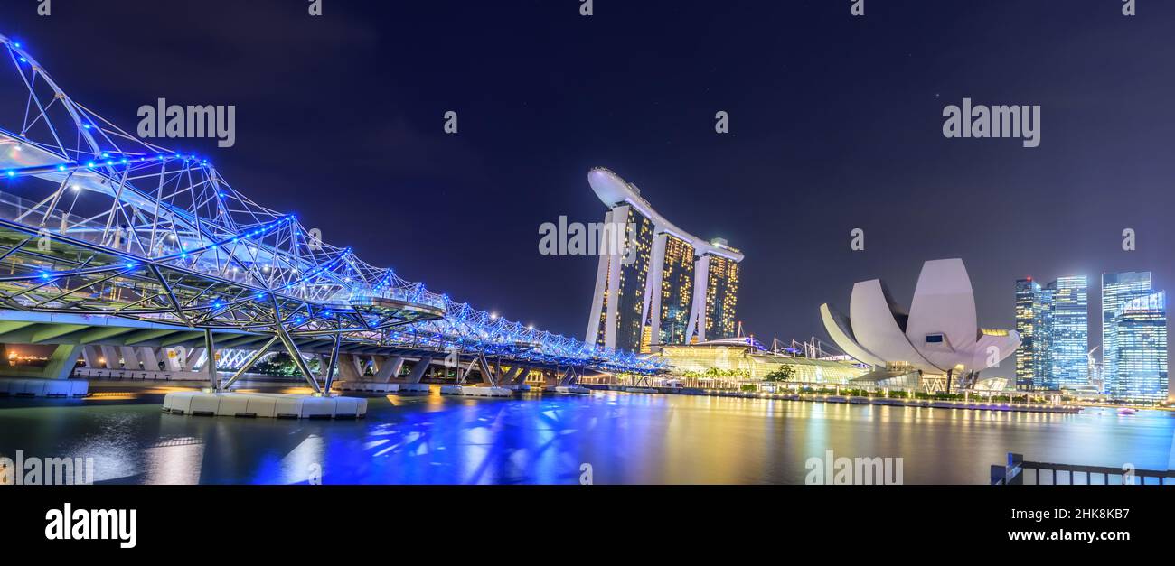 Singapore national museum night hi-res stock photography and images - Alamy
