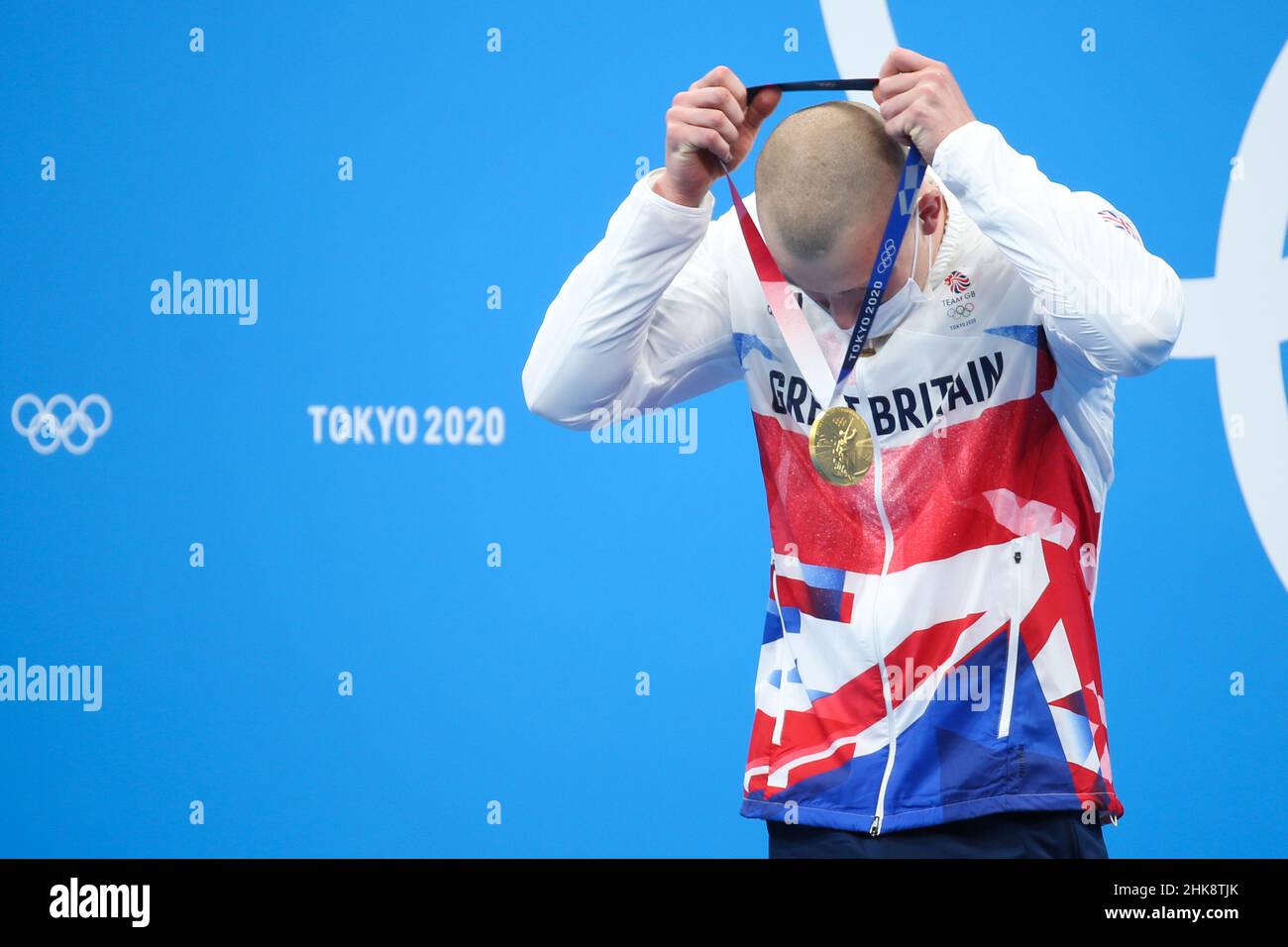 july-26th-2021-tokyo-japan-adam-peaty-of-great-britain-wins-the