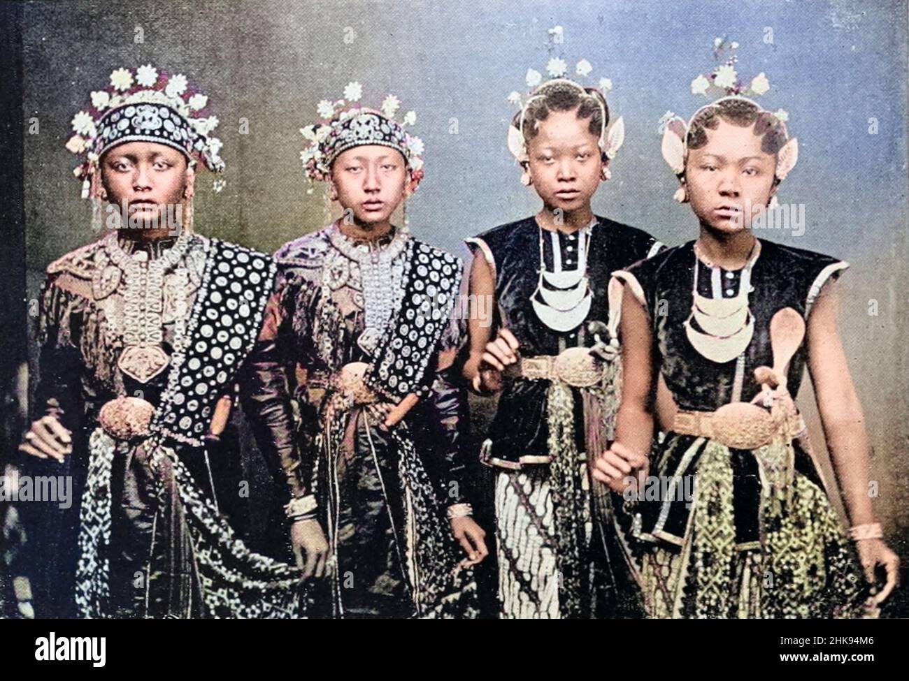 Machine Colorized Java Women from the book ' The living races of ...