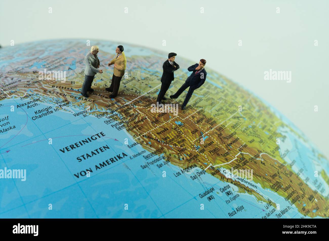 Worldwide analysis hi-res stock photography and images - Alamy