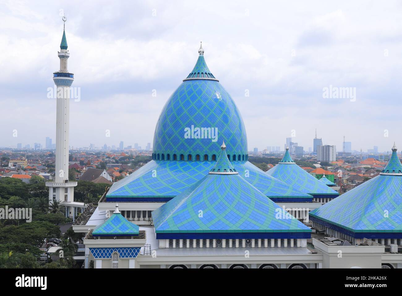 SURABAYA, INDONESIA : January 26, 2022: Al Akbar National Mosque or commonly called the Surabaya Grand Mosque. Stock Photo