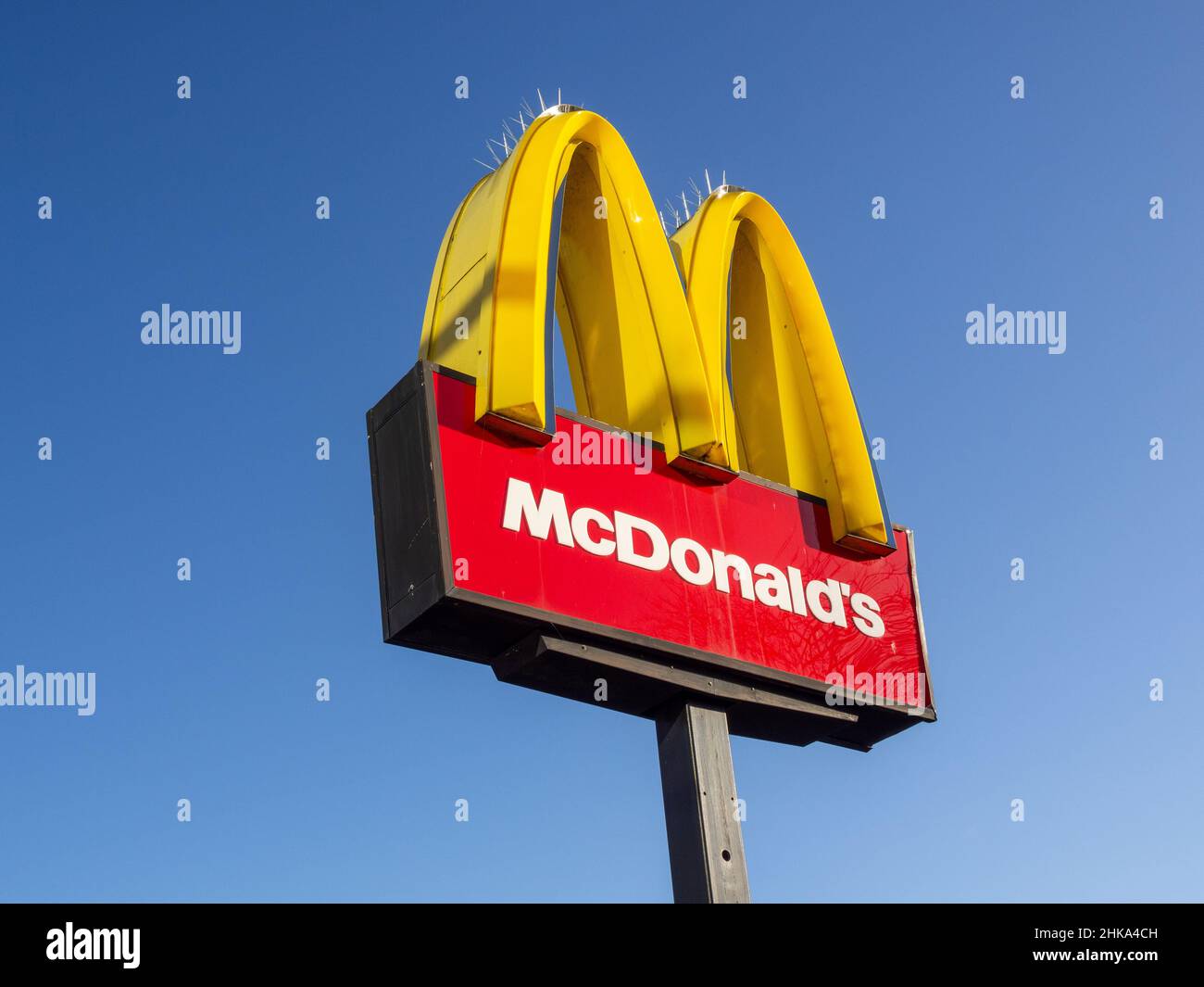 Golden Arches Hi res Stock Photography And Images Alamy