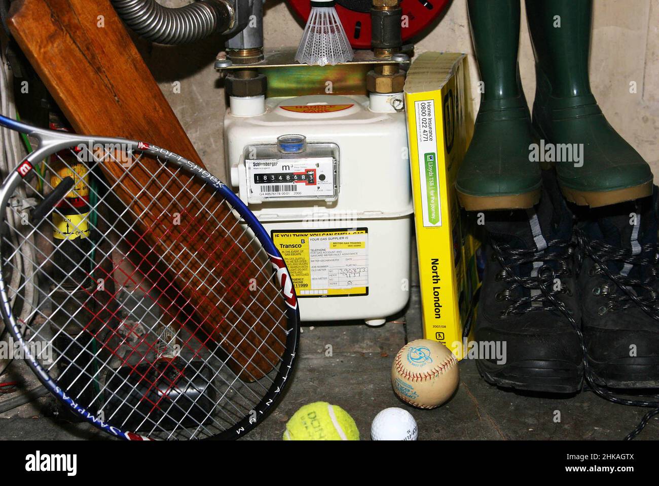 Hidden gas cap hires stock photography and images Alamy