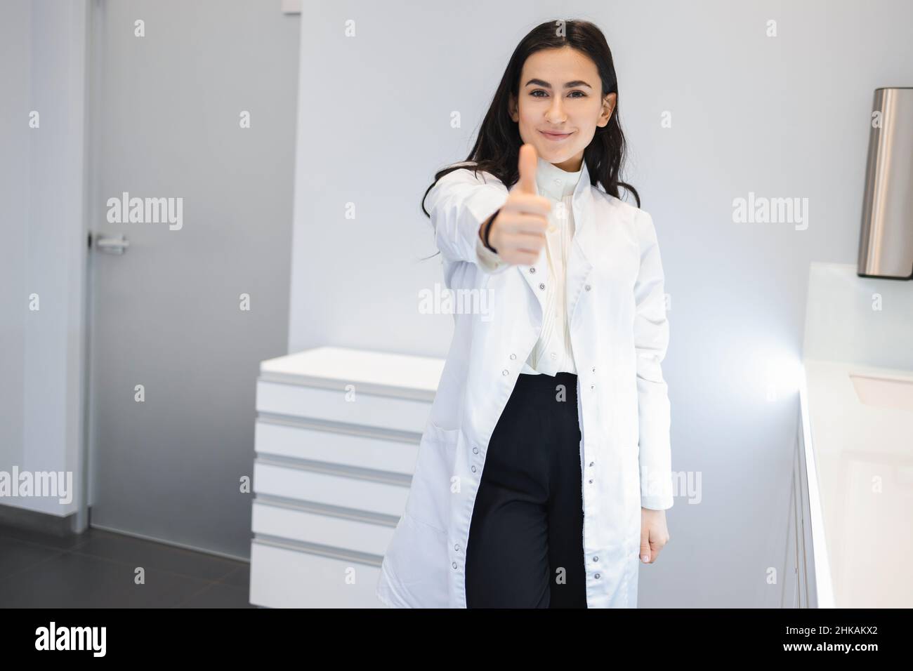 Happy female medic showing hi-res stock photography and images - Alamy