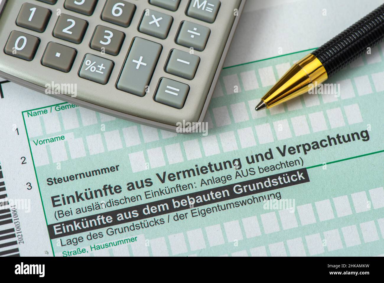 Steuererklärung für Finanzamt mit Formular Stock Photo