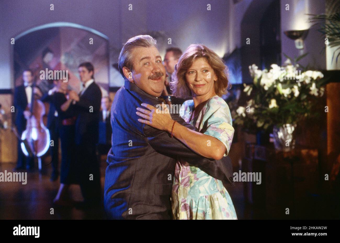 Anton, wohin?, Fernsehserie, Deutschland 1986 - 1988, Folge 5, Darsteller: Willy Harlander, Lisa Kreuzer Stock Photo