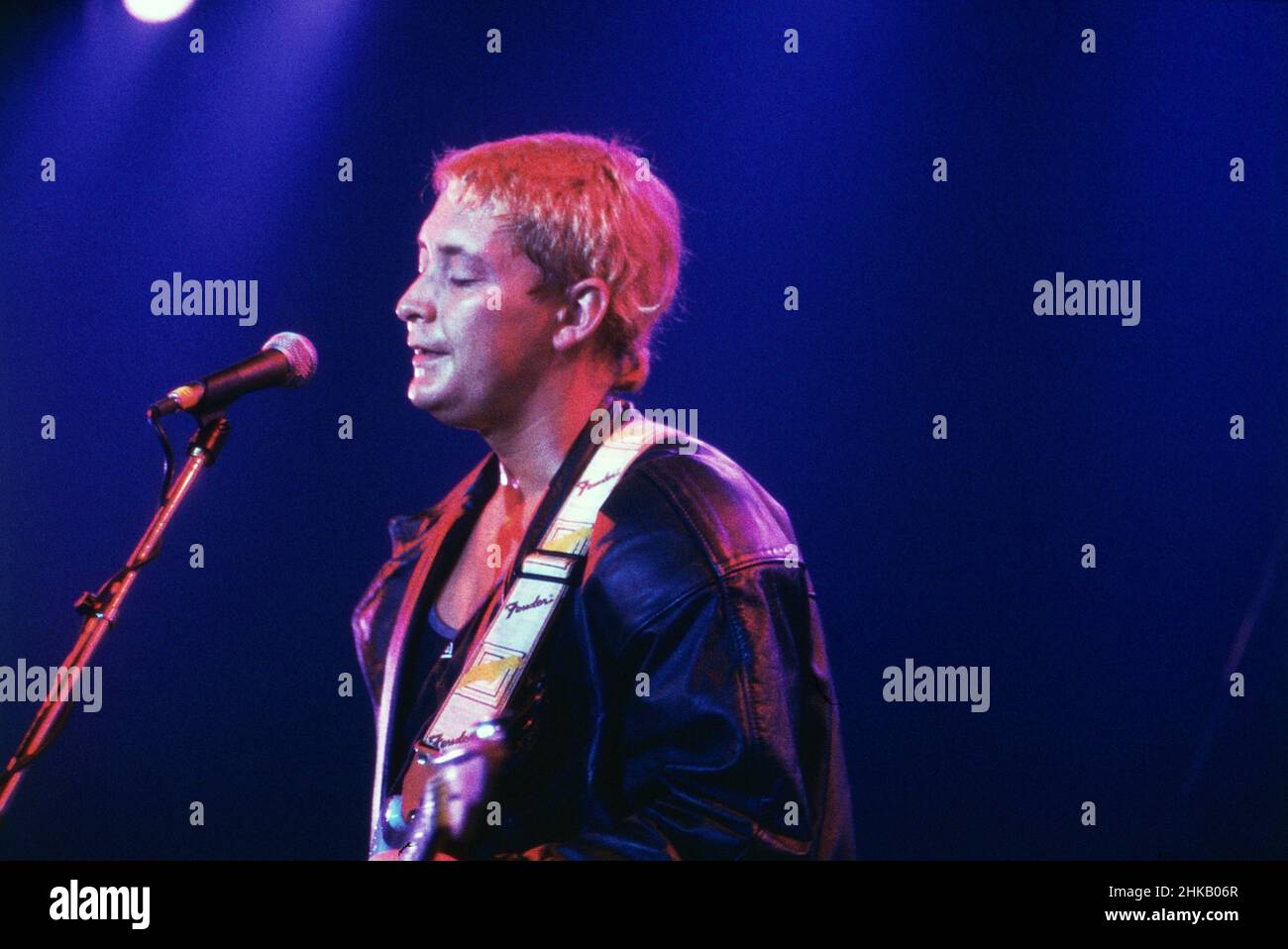 Chris Rea, britischer Sänger, Komponist und Gitarrist, bein einem Auftritt, Deutschland 1988. Stock Photo