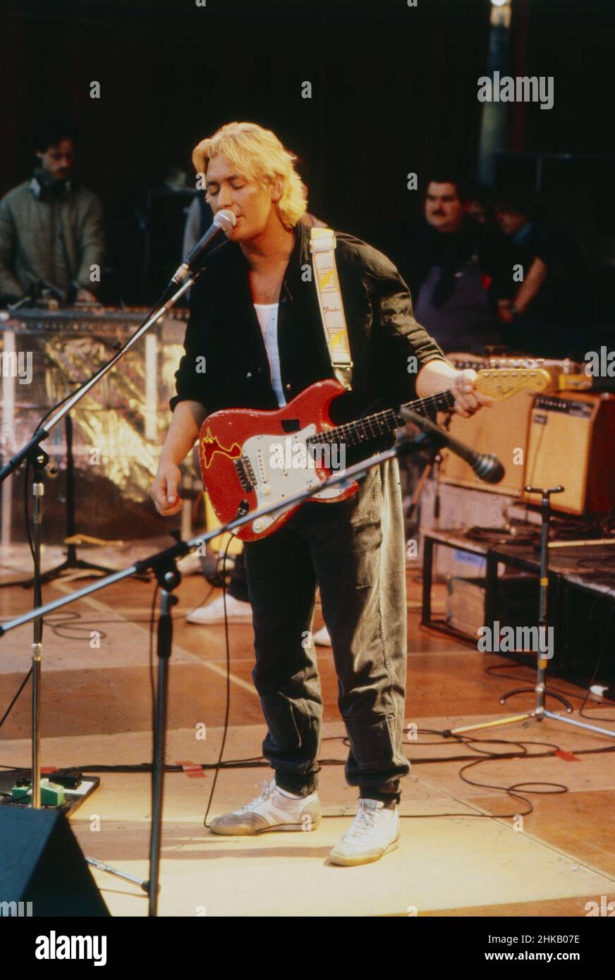 Chris Rea, britischer Sänger, Komponist und Gitarrist, bei einem Auftritt, Deutschland 1984. Stock Photo