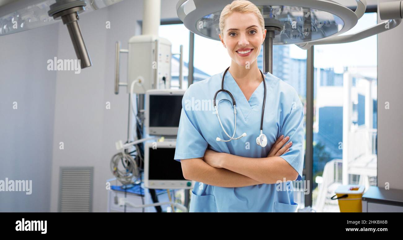 Doctor patient female hospital ward hi-res stock photography and images ...