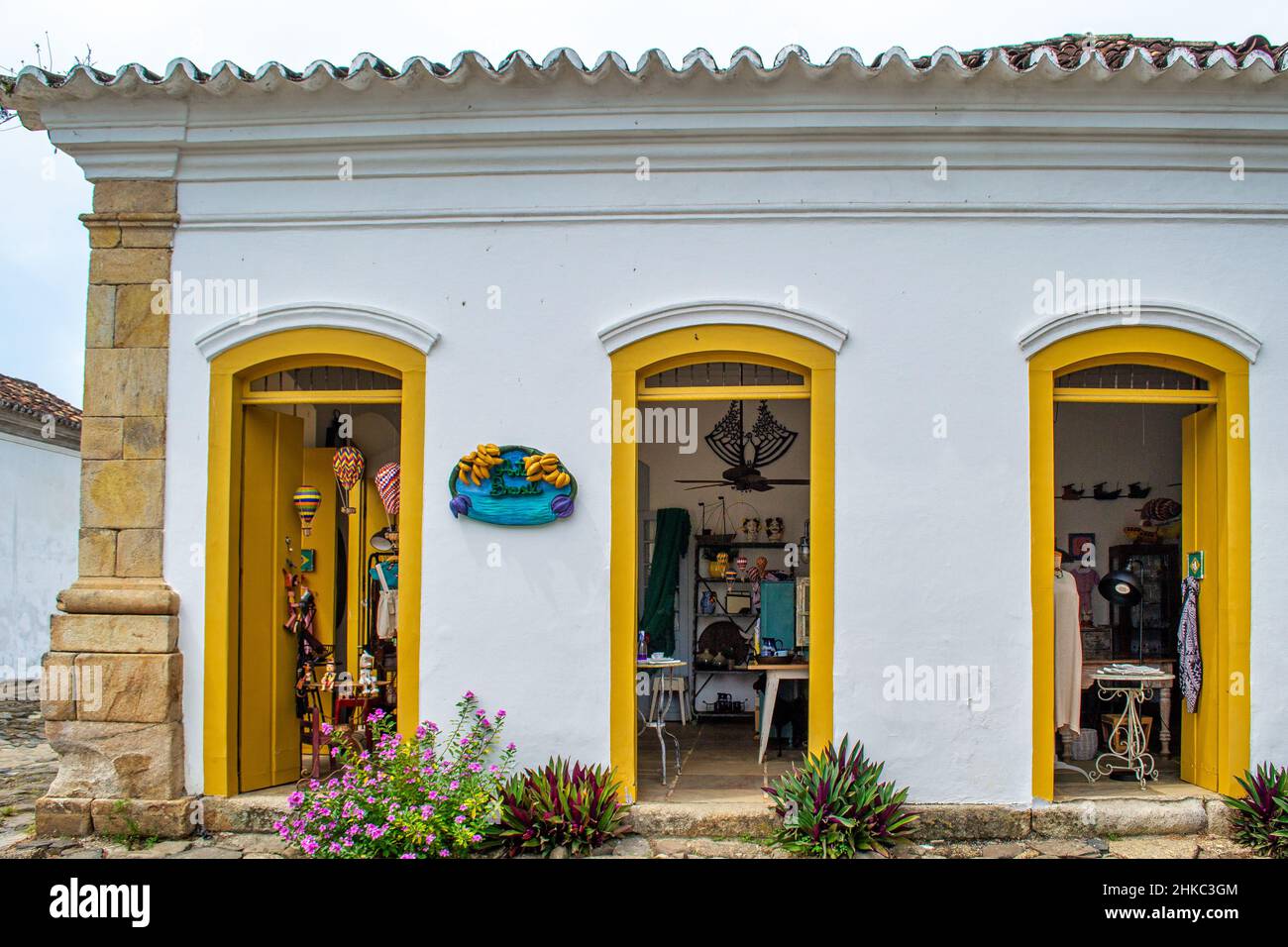 Portuguese colonial style architecture in houses and buildings of the city of Paraty in the Rio de Janeiro state, Brazil. The old town is a famous pla Stock Photo
