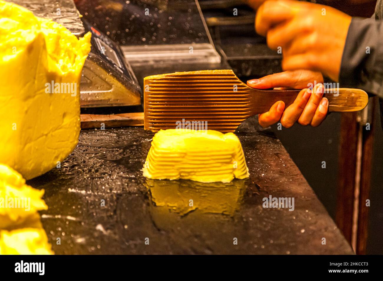 Maison du Beurre Bordier, Saint-Malo, France. At Jean-Yves Bordier's Maison  de Beurre in Saint Malo, butter paddles beat water out of butter Stock  Photo - Alamy