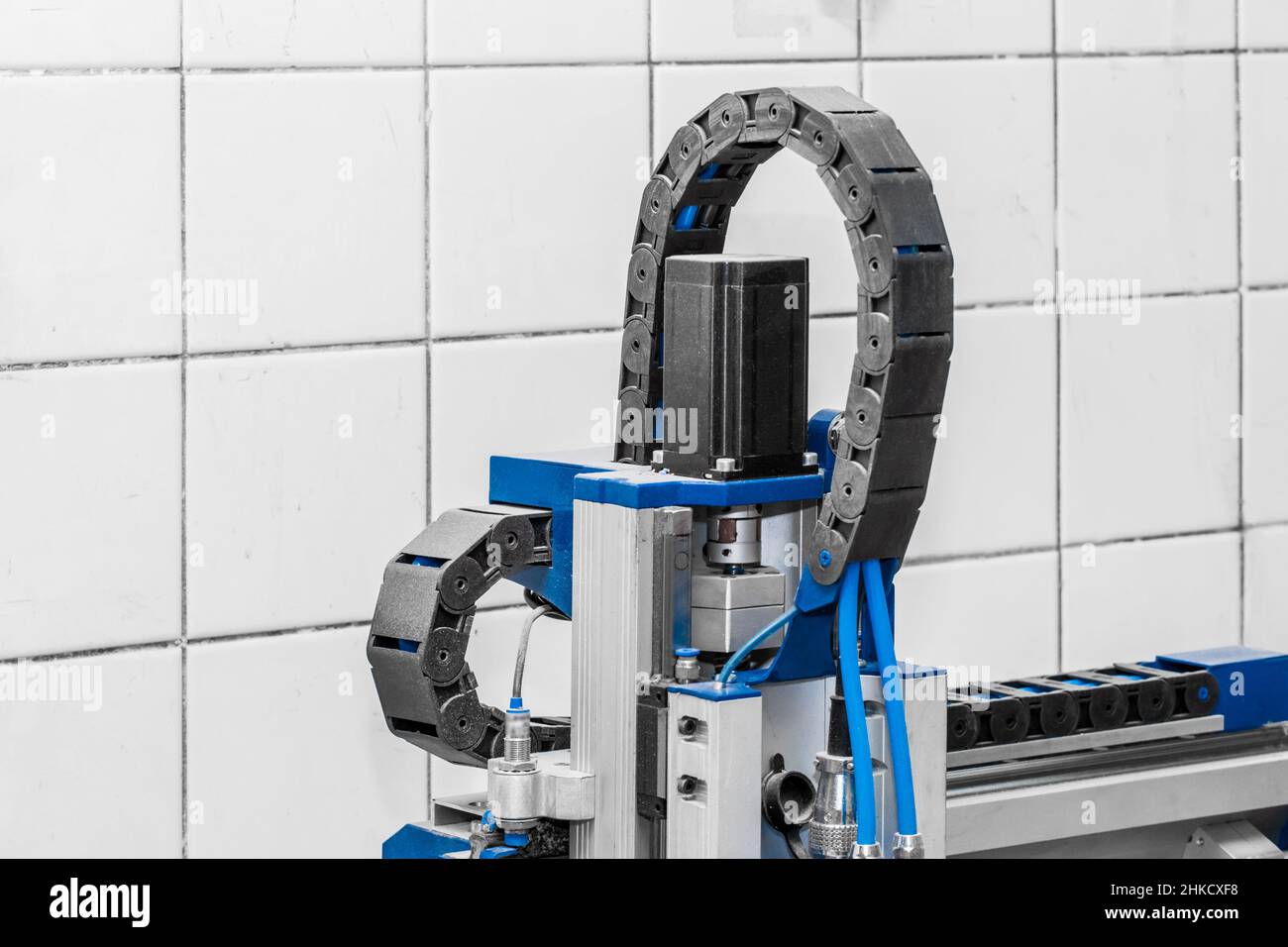 Milling machine tool and equipment for metal processing and steel works