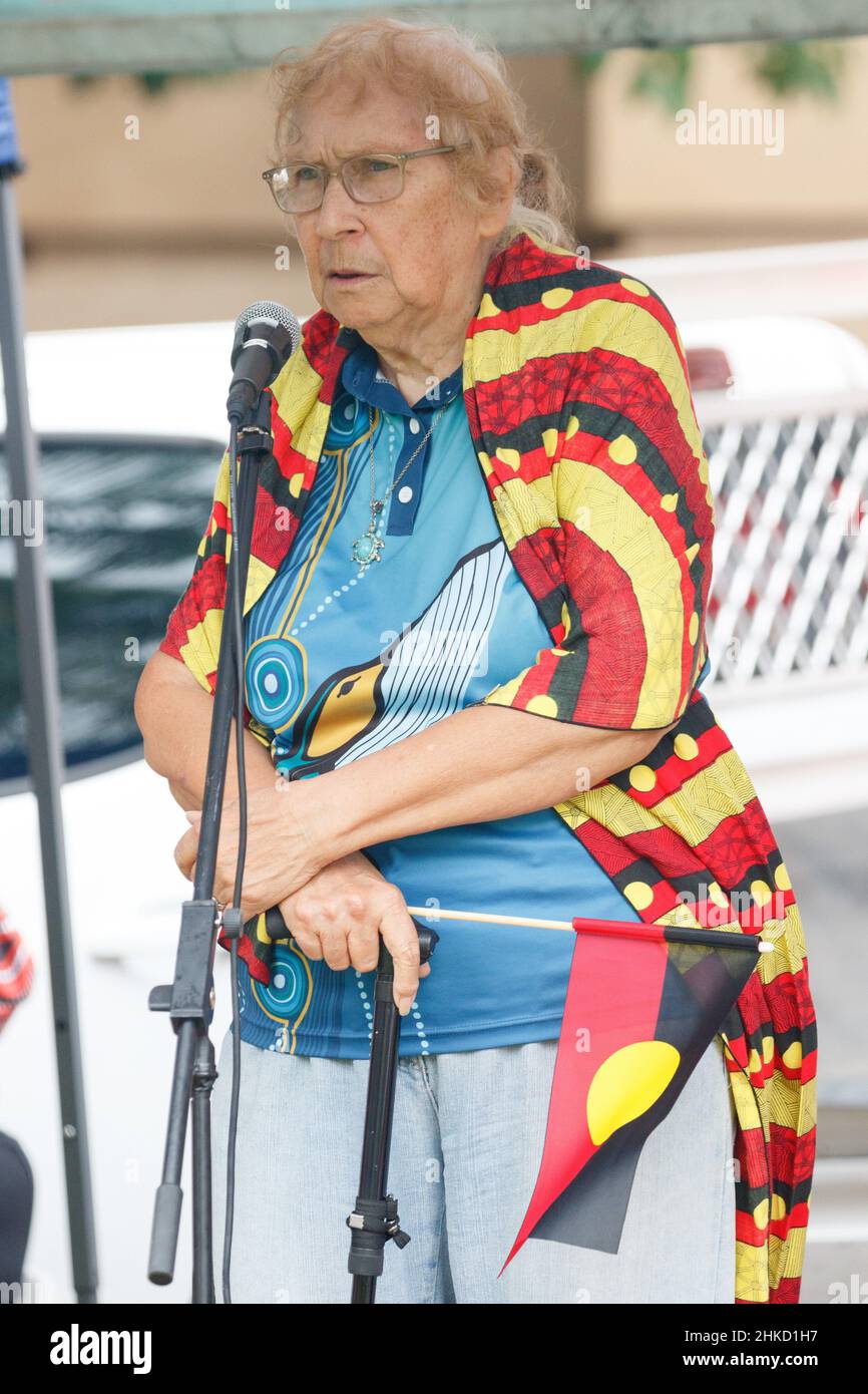 Brisbane, Queensland, Australia. 26th Jan, 2022. Aboriginal elder Auntie Glenys speaks to the protesters at Queens Gardens.Protesters took to the streets of Brisbane, Queensland, Australia on the 26th January, the Australia Day (often referred to as Invasion Day): a date synonymous with the beginning of the persecution of Aboriginal people to call for action on important issues for First Nations people and for proper recognition of crimes historically perpetrated against them. Several elders spoke at Queens Gardens before the crowd marched through the city and over the bridge to Musgrave Pa Stock Photo