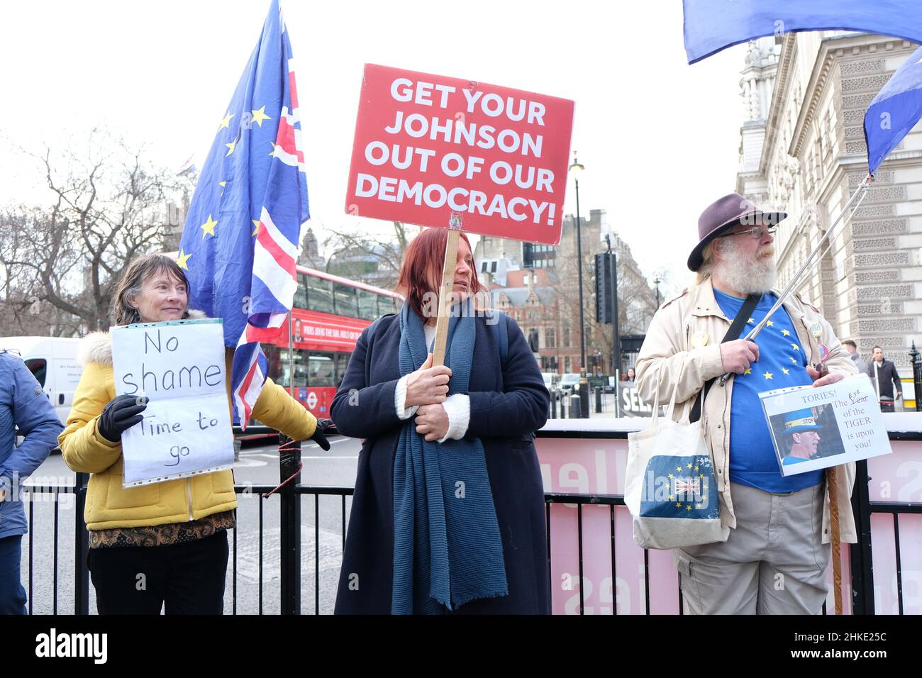 London, UK. Pro-EU protesters hold a demonstration to call for the resignation of Prime Minister Boris Johnson after a successional of scandals. Stock Photo