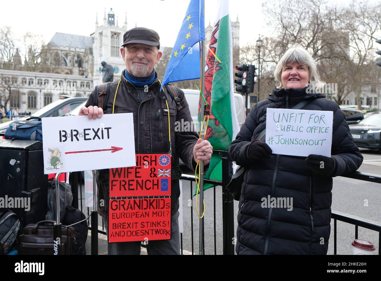 London, UK. Pro-EU protesters hold a demonstration to call for the resignation of Prime Minister Boris Johnson after a successional of scandals. Stock Photo
