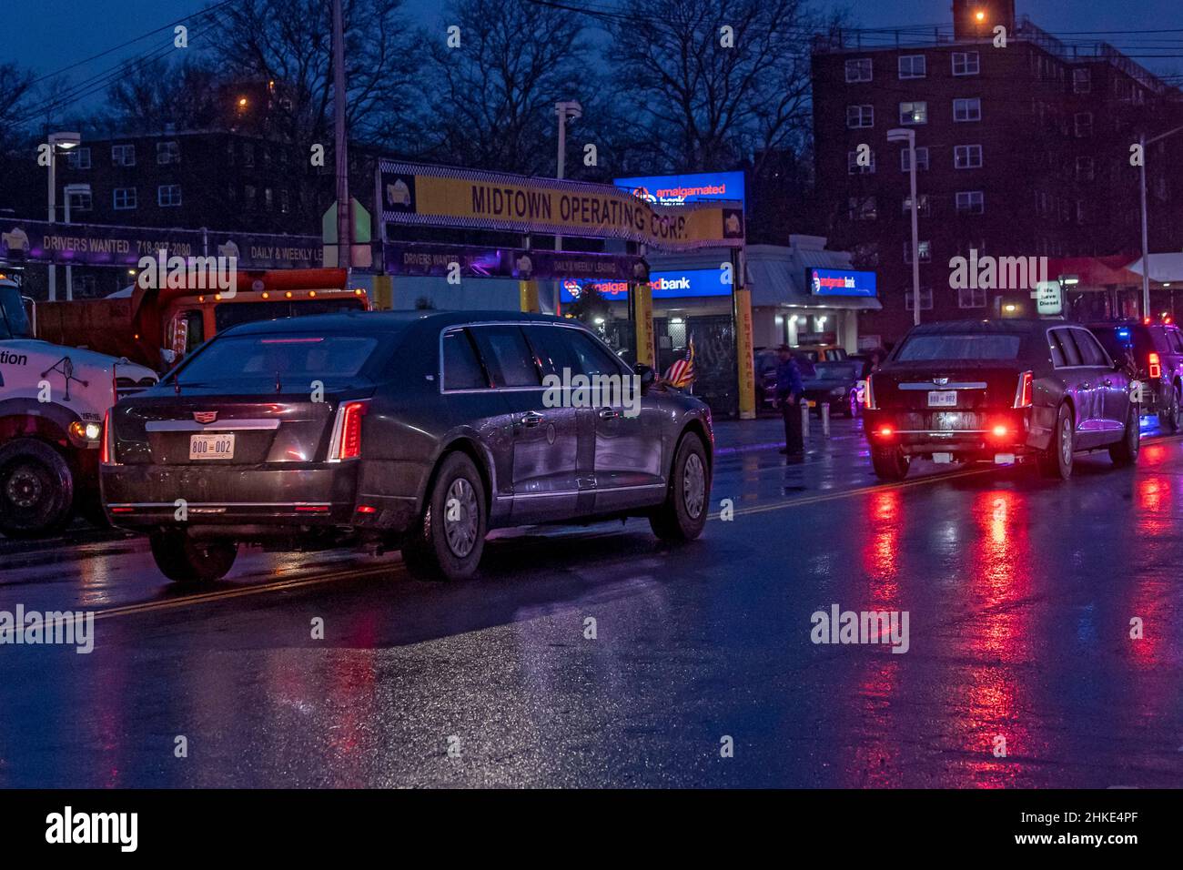 New York, United States. 03rd Feb, 2022. NEW YORK, NEW YORK - FEBRUARY 03: President Biden's motorcade departs from Long Island City on February 3, 2022 in Queens Borough of New York City. U.S. President Joe Biden visits New York public school P.S. 111 Jacob Blackwell to discuss community violence intervention programs with local leaders in Queens. Credit: Ron Adar/Alamy Live News Stock Photo