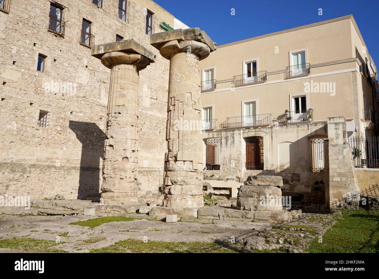 Doric columns of Temple of Poseidon in Taranto (Magna Graecia), Apulia (Puglia), Italy Stock Photo