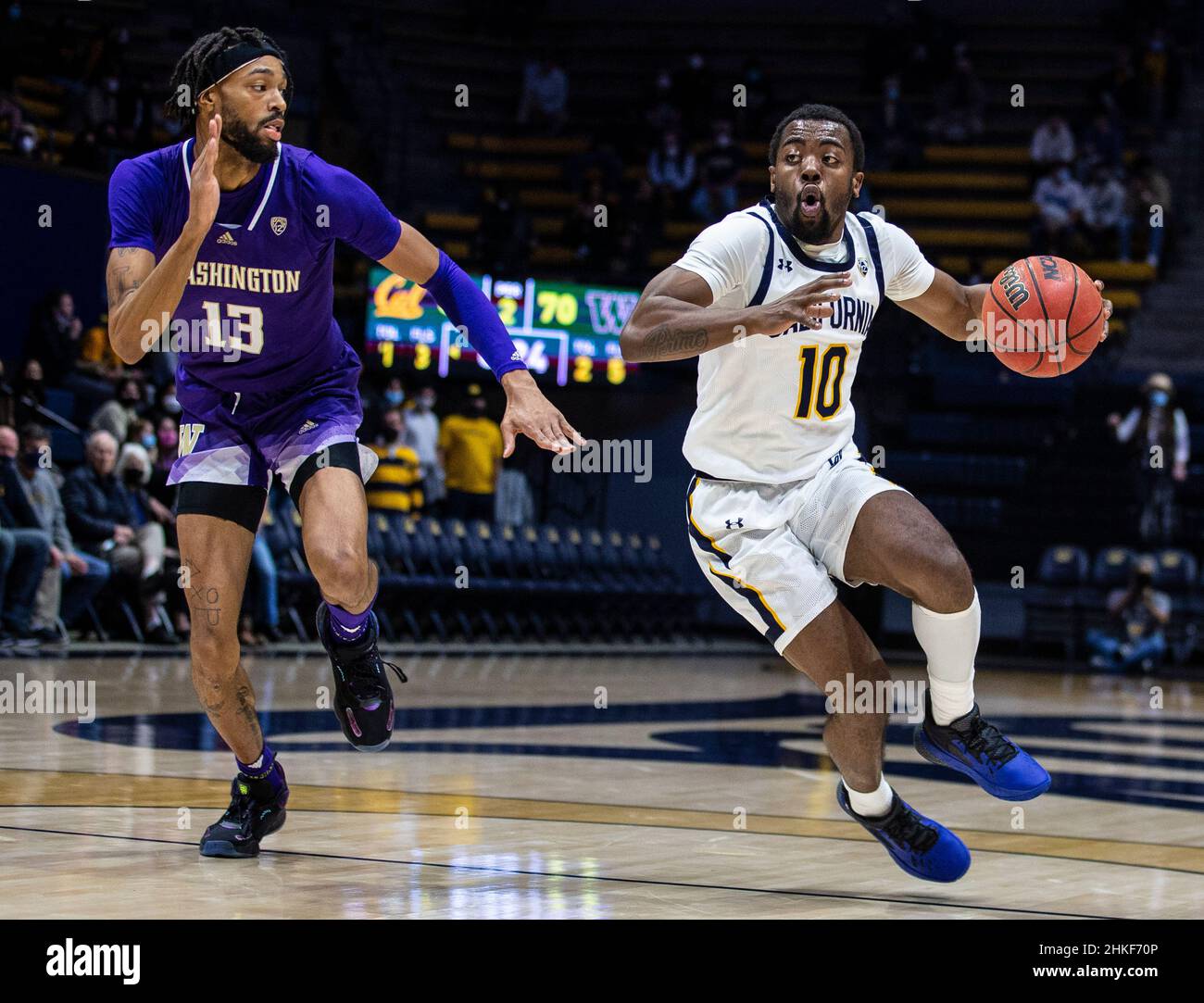 Berkeley, CA U.S. 03rd Feb, 2022. A. California guard Makale Foreman (10) drives to the hoop during NCAA Men's Basketball game between Washington Huskies and California Golden Bears. Washington beat California 84-63 at Hass Pavilion Berkeley Calif. Thurman James/CSM/Alamy Live News Stock Photo