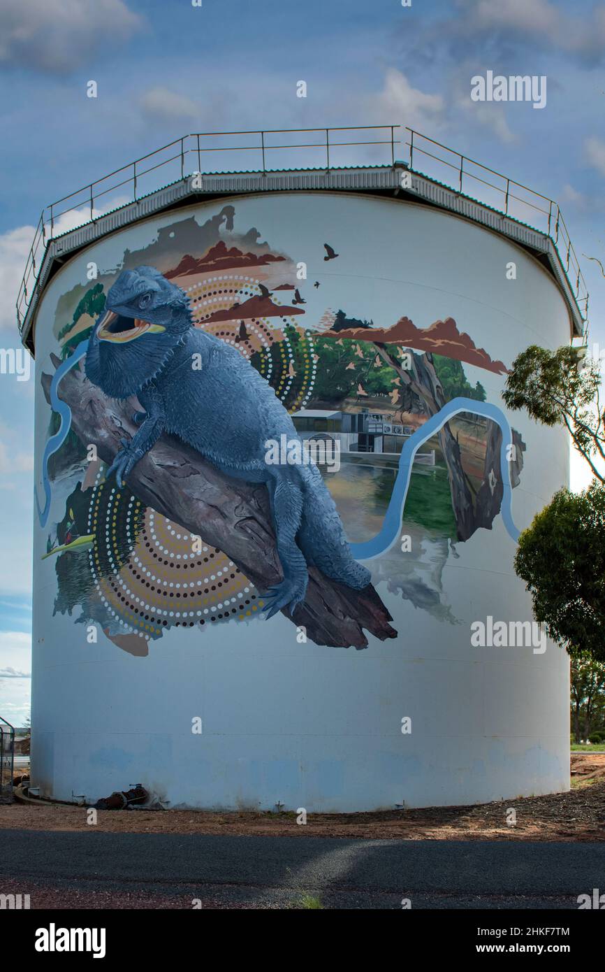 Frilled-Neck Lizard Water Tower Art, Narrandera, NSW, Australia Stock Photo