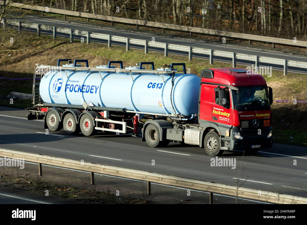 Fockedey tanker lorry on the M40 motorway, Warwickshire, UK Stock Photo -  Alamy
