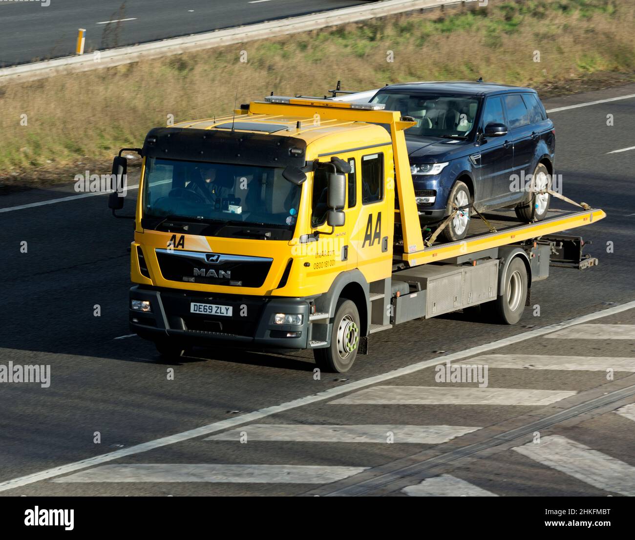 AA lorry on the M40 motorway, Warwickshire, UK Stock Photo