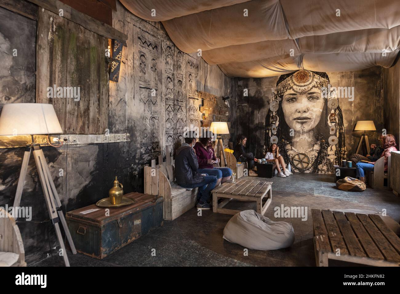 Yseult yz digan hi-res stock photography and images - Alamy