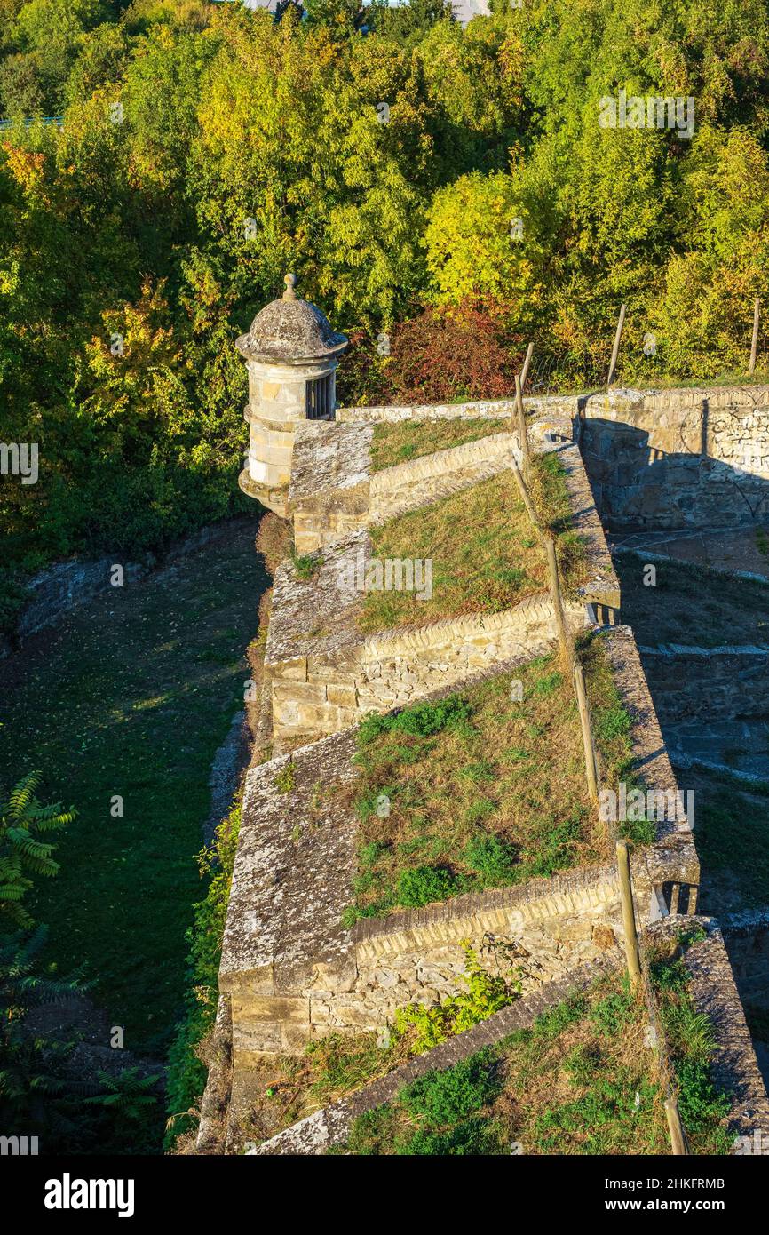 Medieval Rampards Medieval ramparts hi-res stock photography and images - Alamy