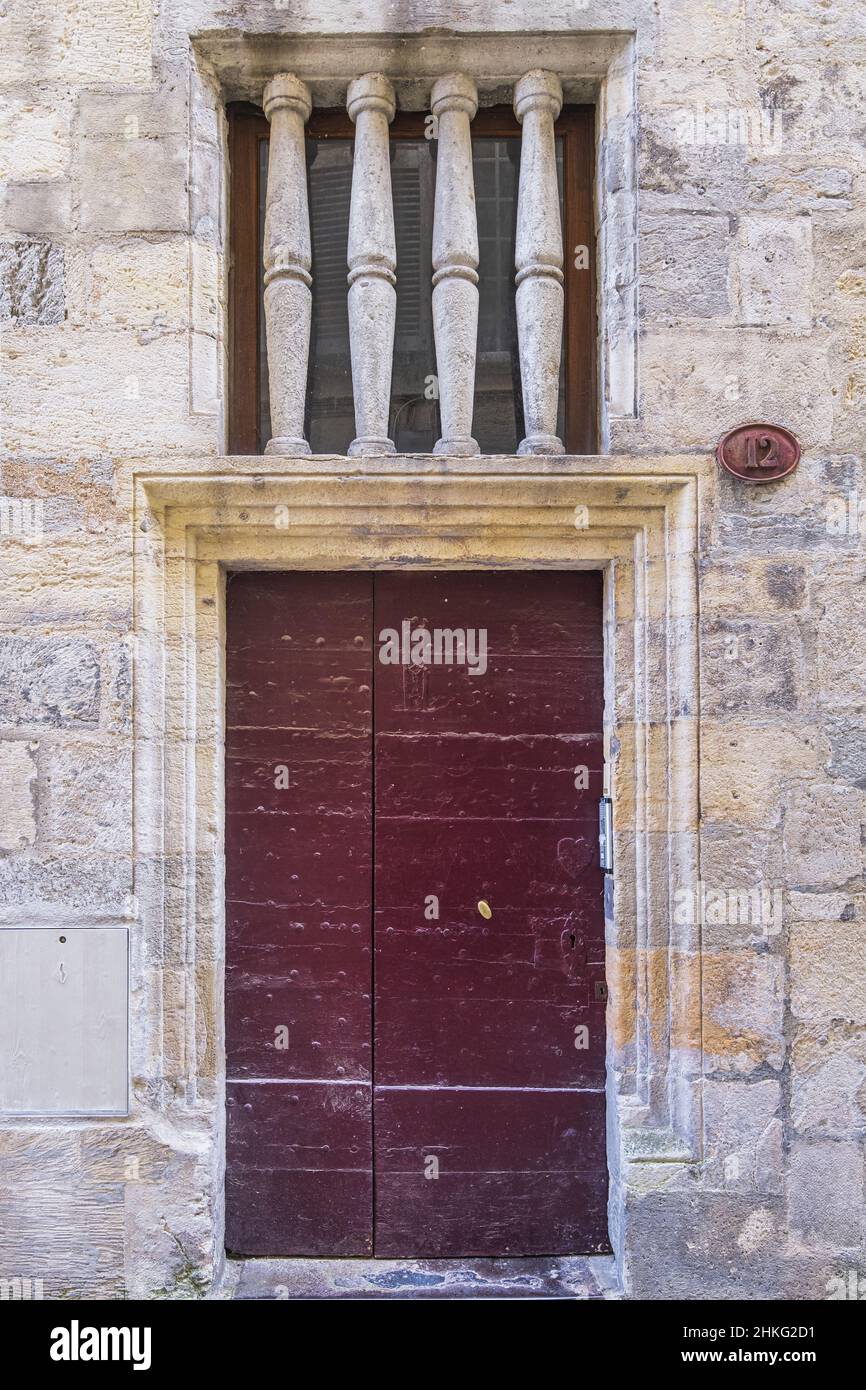 France, Dordogne, Perigueux, stage town on the Via Lemovicensis or Vezelay Way, one of the main ways to Santiago de Compostela, Renaissance door Stock Photo