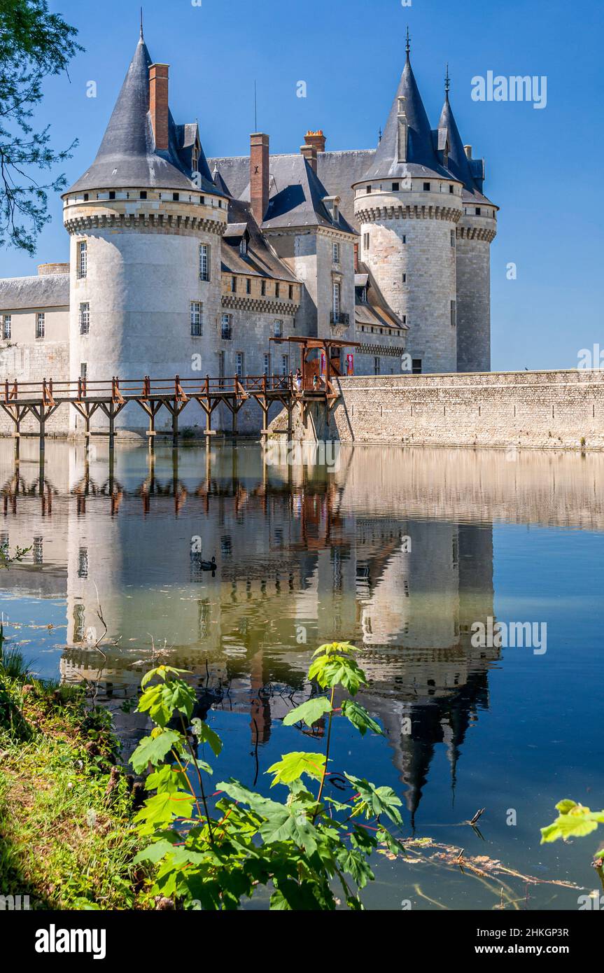 Chateau, Sully Sur Loire Stock Photo Alamy