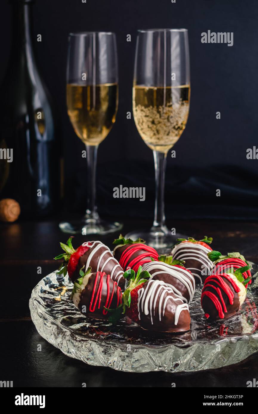 Chocolate Covered Strawberries and Pineberries with Champagne: Candied
