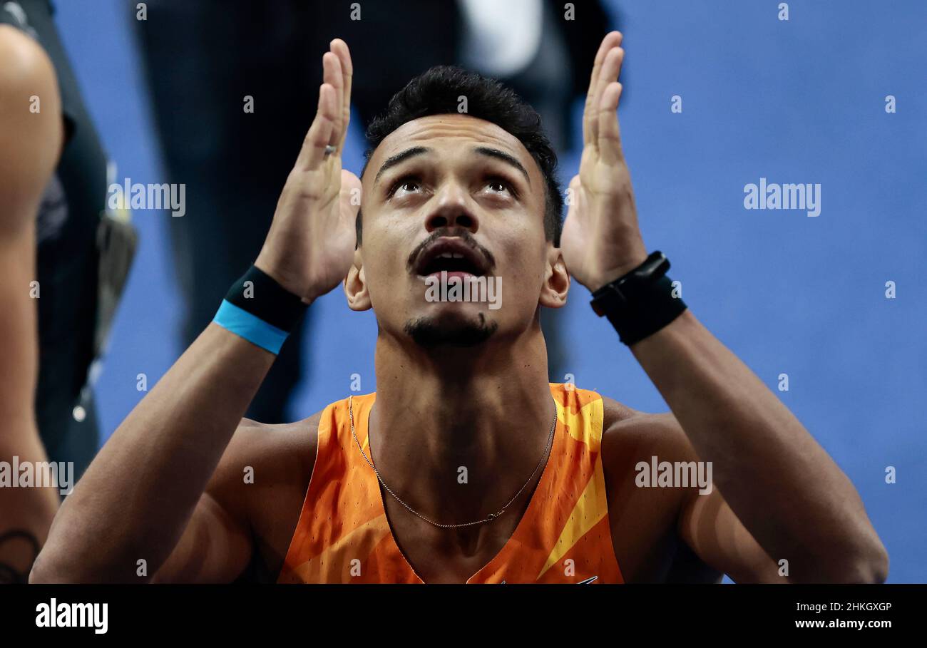 Berlin, Germany. 04th Feb, 2022. Athletics/Hall: ISTAF Indoor Meeting in the Mercedes Benz Arena, preliminary heat men 60 m hurdles. Rafael Pereira from Brazil looks up after the run. Credit: Hannibal Hanschke/dpa/Alamy Live News Stock Photo