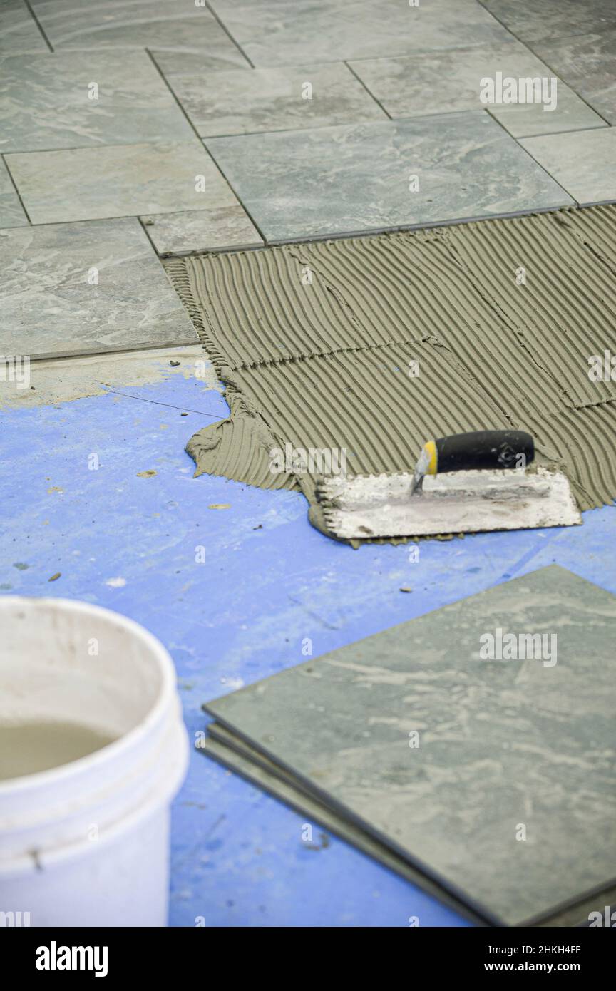 ceramic tile installation over hydronic subfloor Stock Photo Alamy