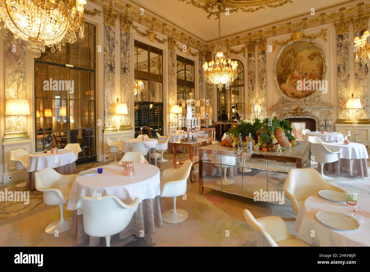 France. Paris 75001. Hotel the Meurice (5*). The gastronomic restaurant Alain Ducasse has 2* at the Michelin. Stock Photo