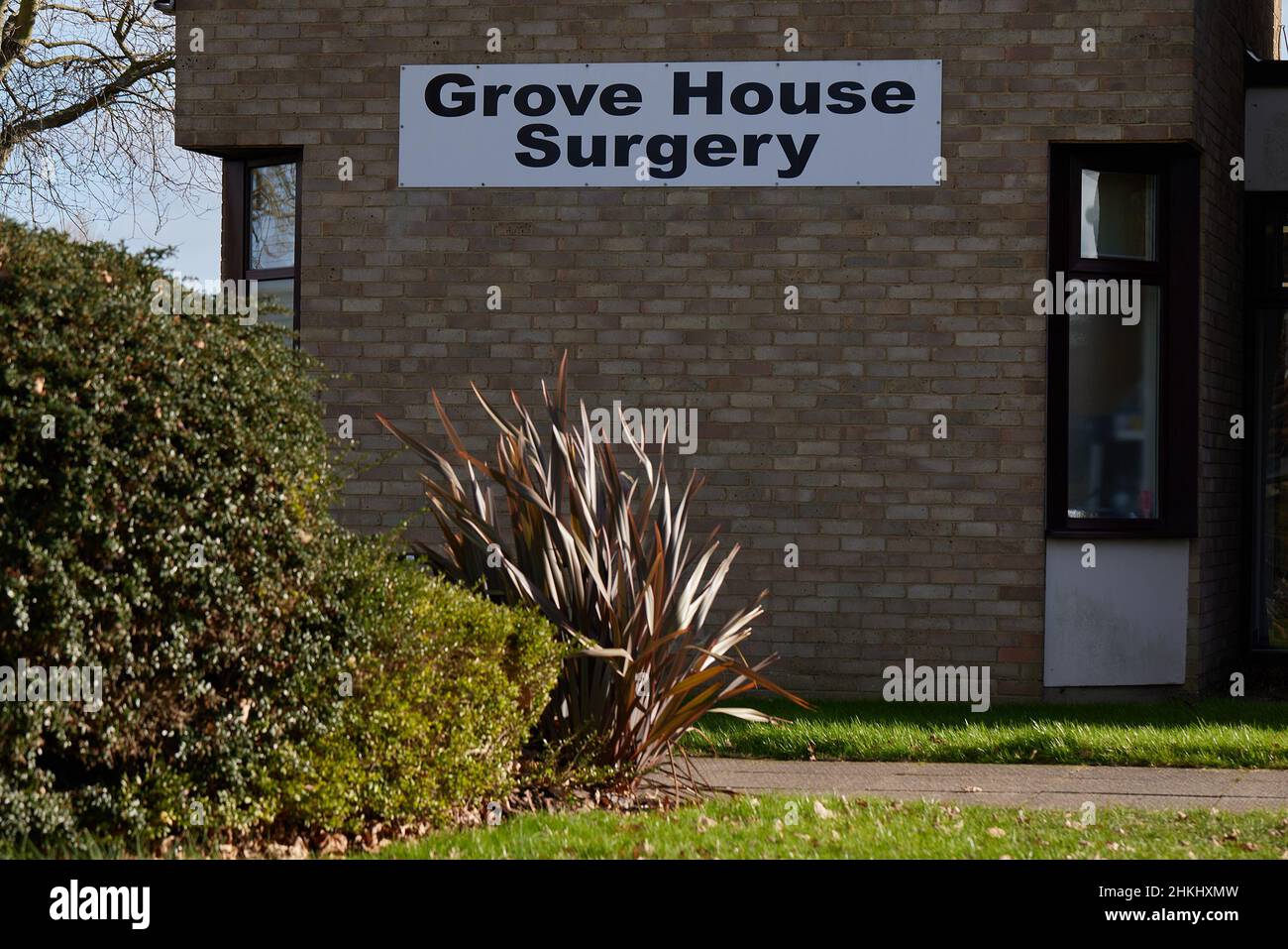 Grove house surgery hi-res stock photography and images - Alamy