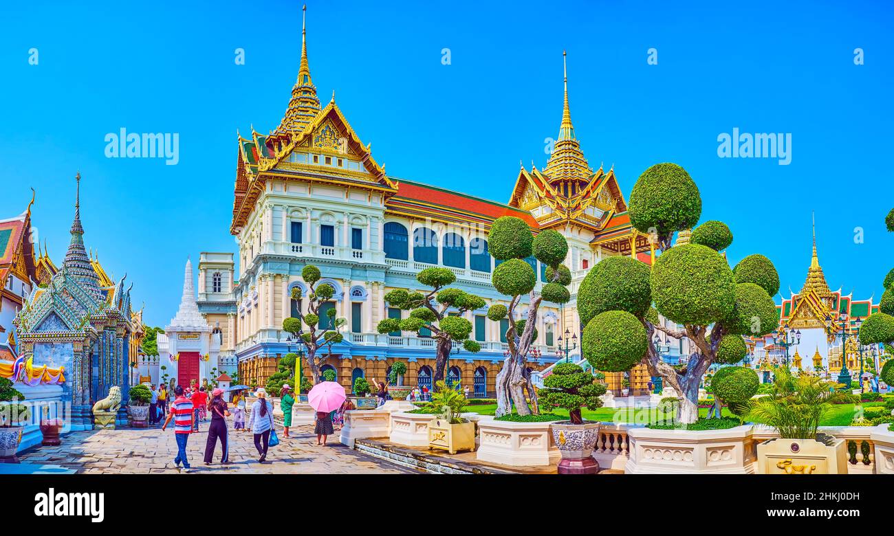 BANGKOK, THAILAND - MAY 12, 2019: Chakri Maha Prasat Throne hall is the central landmark of Grand Palace, on May 12 in Bangkok, Thailand Stock Photo