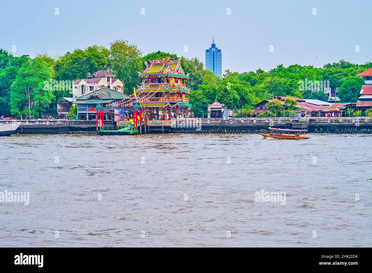 Guan Yu Shrine, the historical chinese shrine on the bank of Chao Phraya River, Bangkok, Thailand Stock Photo