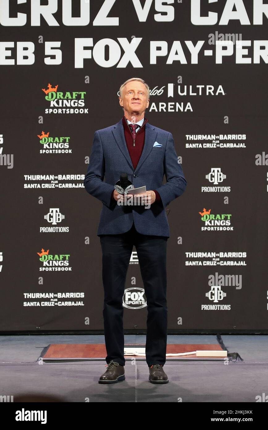 Las Vegas, USA. 04th Feb, 2022. LAS VEGAS, NV - FEBRUARY 4: Ring announcer Jimmy Lennon Jr. kicks off the official weigh-ins for the Thurman vs Barrios event at the Mandalay Bay Michelob Ultra Arena February 5, 2022 in Las Vegas, Nevada. (Photo by Alejandro Salazar/PxImages) Credit: Px Images/Alamy Live News Stock Photo