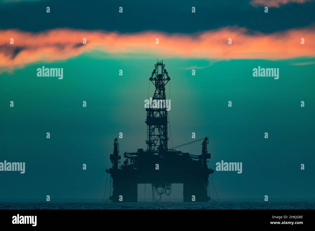 Oil rig off the coast of Walvis Bay, Namibia Stock Photo - Alamy