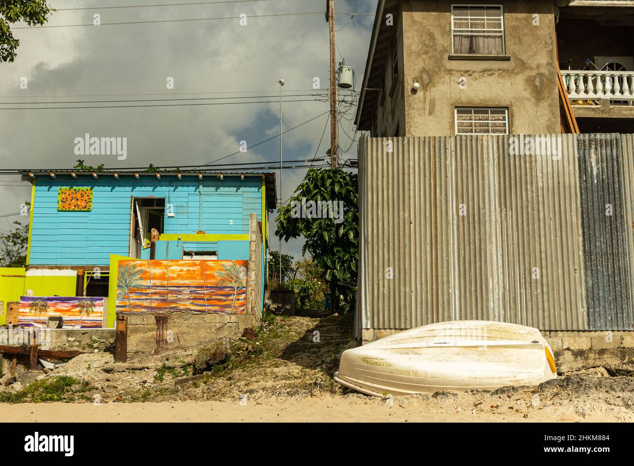 Traditional wooden house barbados hires stock photography and images