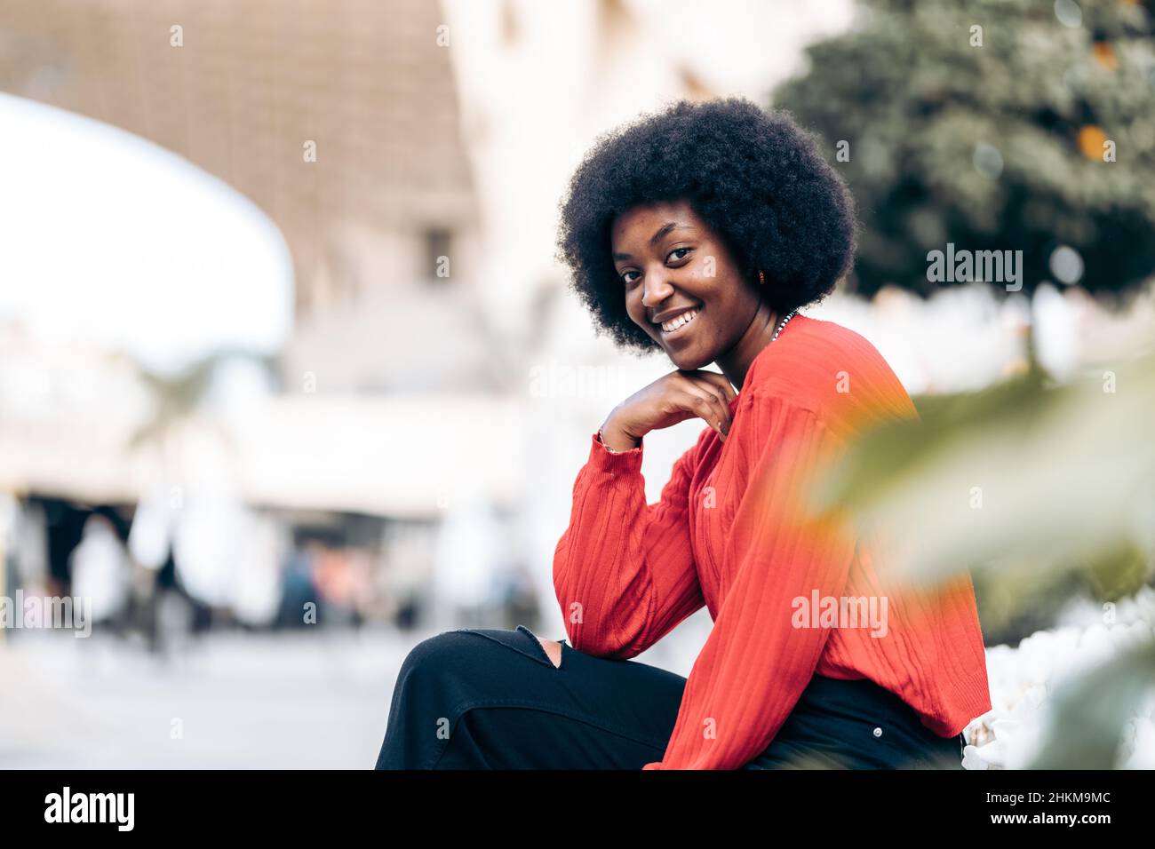 Portrait of smiling african woman looking at camera Stock Photo - Alamy