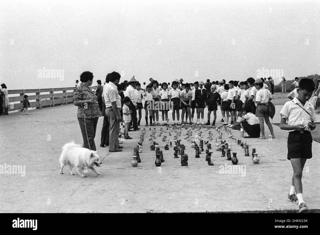 School children at Zhongzheng (Chung Cheng) Park, Keelung, Taiwan, April 1978 Stock Photo