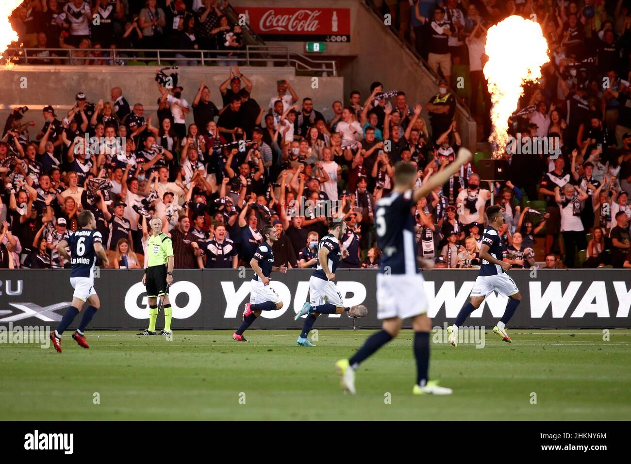 Melbourne, Australia, 5 February, 2022. Melbourne Victory celebrates the goal of Jason Davidson of Melbourne Victory during the FFA Cup Final soccer match between Melbourne Victory and Central Coast Mariners. Credit: Dave Hewison/Speed Media/Alamy Live News Stock Photo