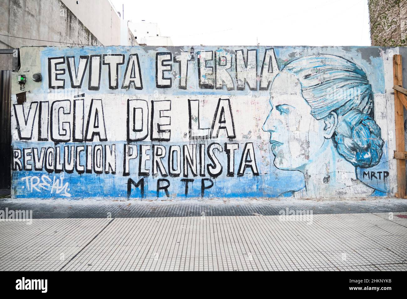 Buenos Aires, Argentina; Sept 24, 2021: street mural with the Argentine flag, the portrait of Eva Peron and the text Evita, eternal watchtower of the Stock Photo