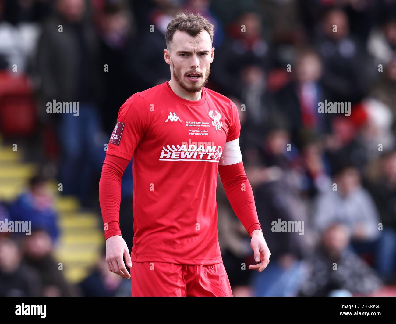 Kidderminster Harriers FC - 11' HARRIERS 1-0 Altrincham Davidson passes  inside for Chambers, who steps onto it and lifts it over keeper and into  the top corner! #COYR