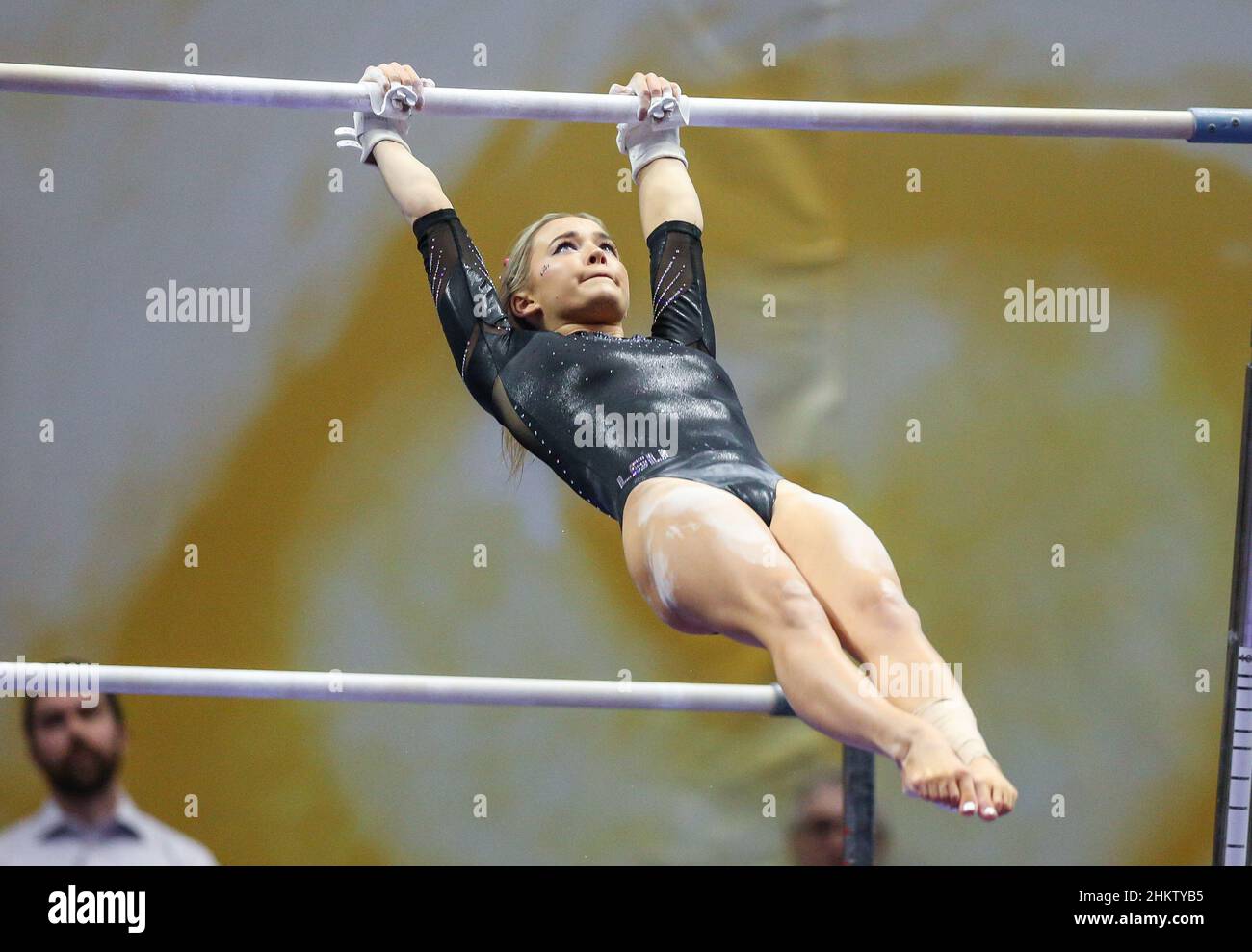 Baton Rouge, LA, USA. 5th Feb, 2022. LSU's Olivia Dunne performs on the