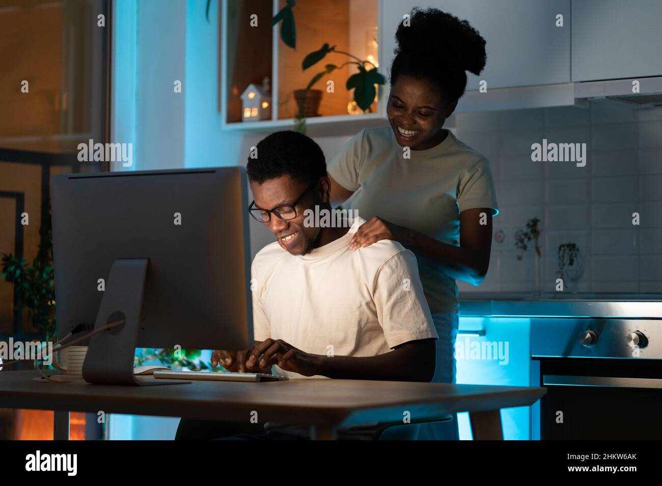Black and wife hi-res stock photography and images - Alamy